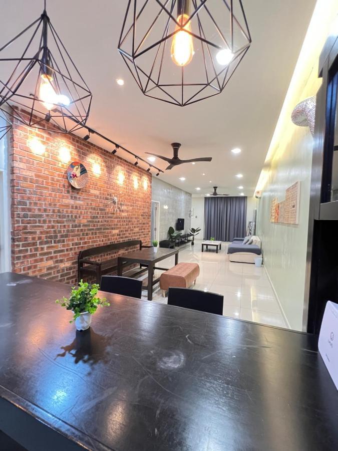 R3Trohouse 3Br 8Pax Ps4,Pool Table,Netflix Villa กวนตัน ภายนอก รูปภาพ
