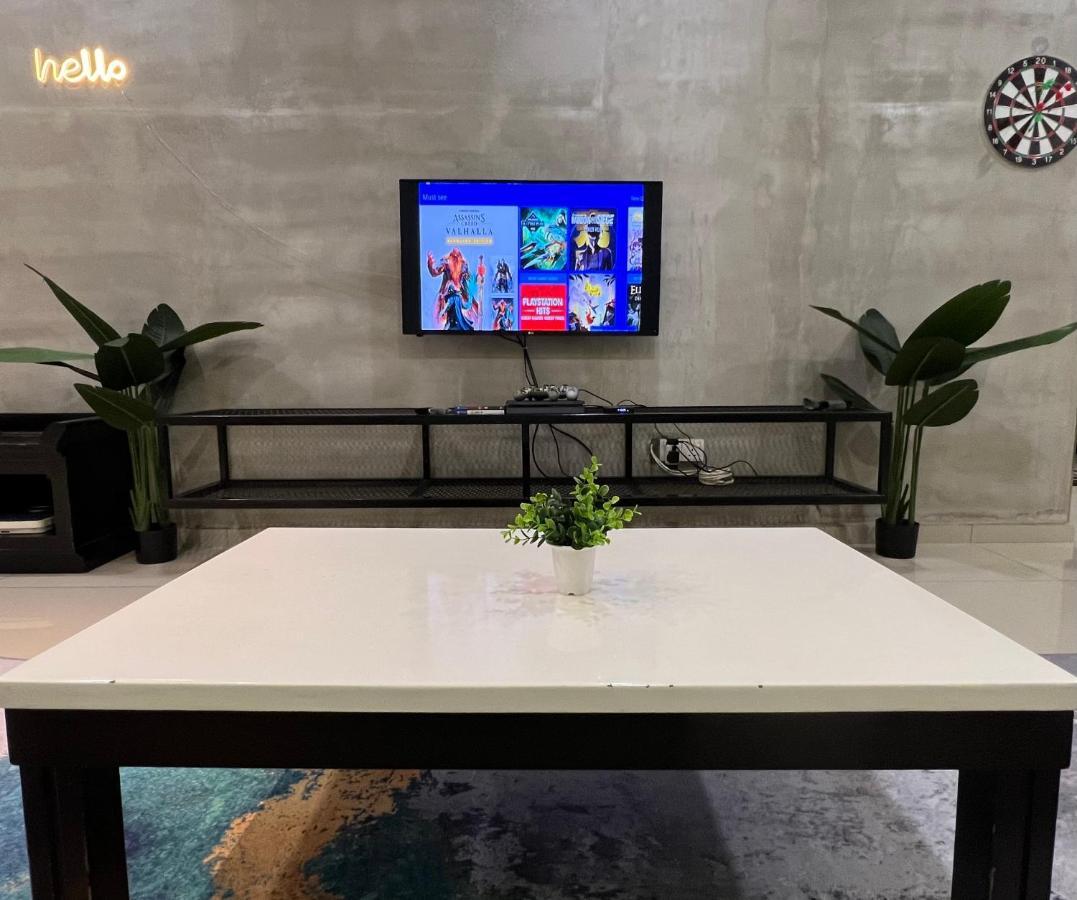 R3Trohouse 3Br 8Pax Ps4,Pool Table,Netflix Villa กวนตัน ภายนอก รูปภาพ